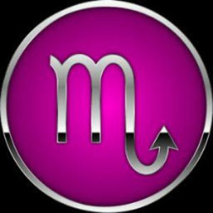 Meet your Posher, Debora